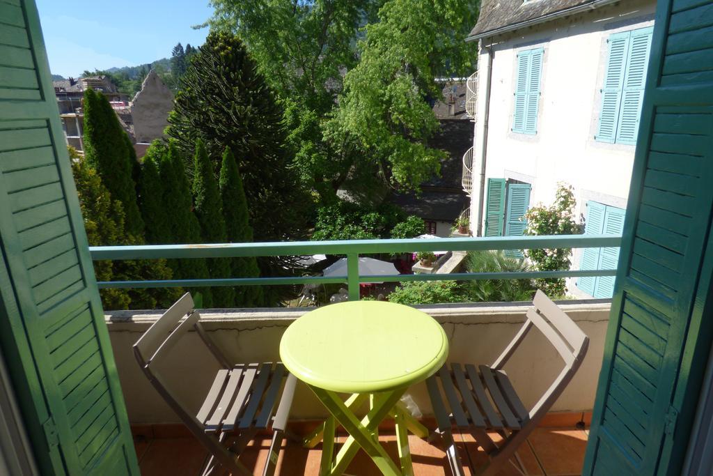 Hotel Du Lion D'Or Entraygues-sur-Truyère Zimmer foto
