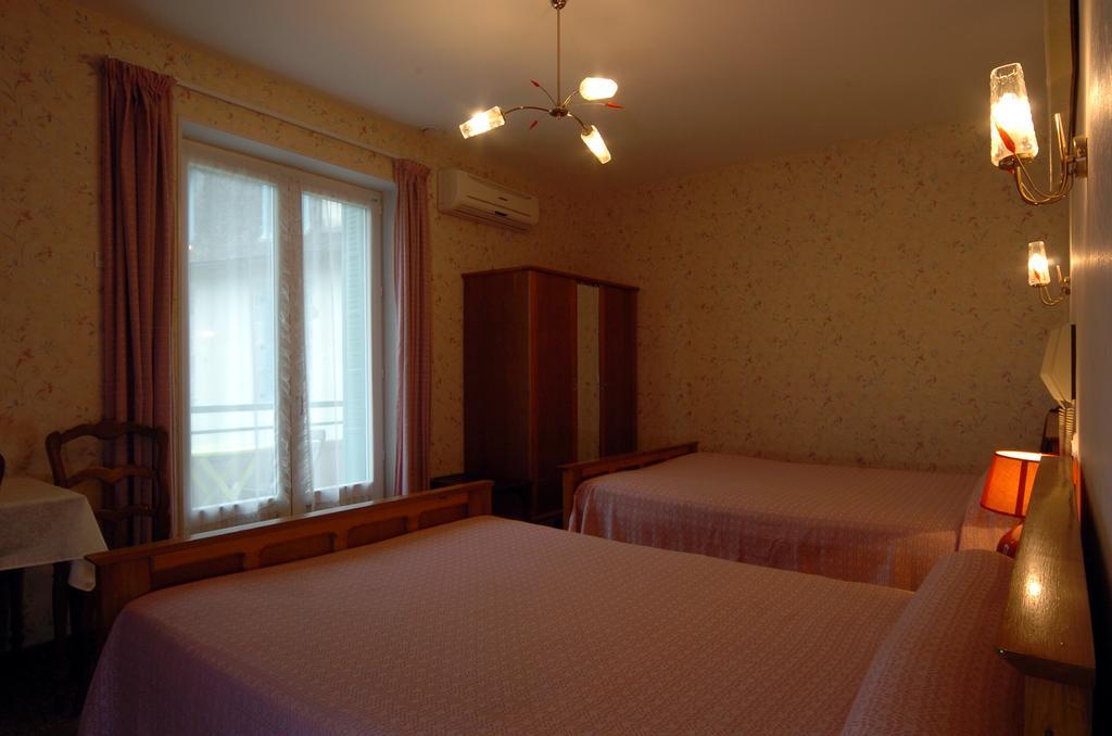 Hotel Du Lion D'Or Entraygues-sur-Truyère Zimmer foto