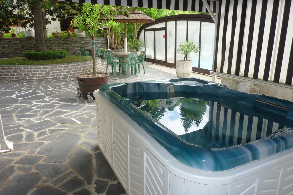 Hotel Du Lion D'Or Entraygues-sur-Truyère Zimmer foto